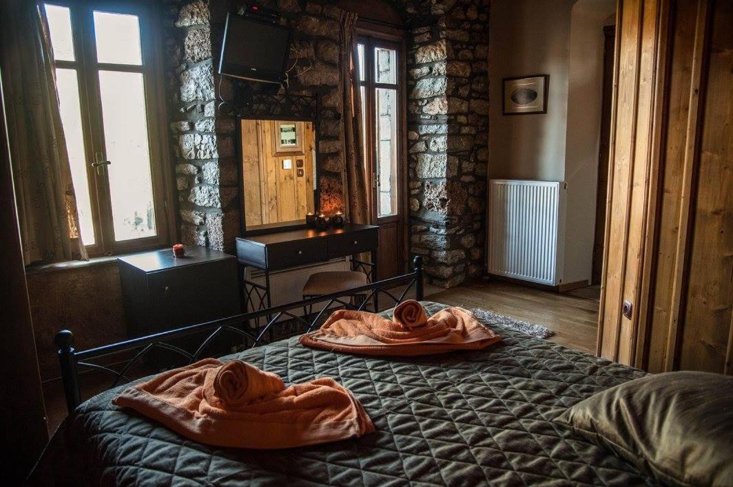Despotikon Dimitsana Guest House - Ξενώνας Δεσποτικόν Αντωνόπουλου Ngoại thất bức ảnh